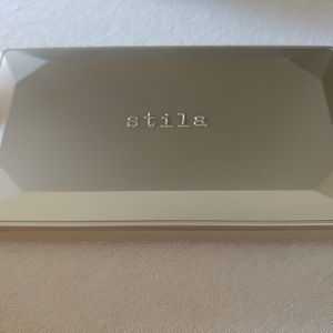 Stila Blue Realm Velvet Eyeshadow Palette